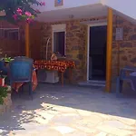 Spiros Apartamento Livadia (Tilos)