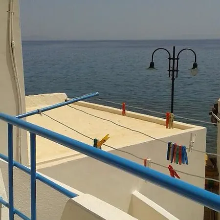 Spiros