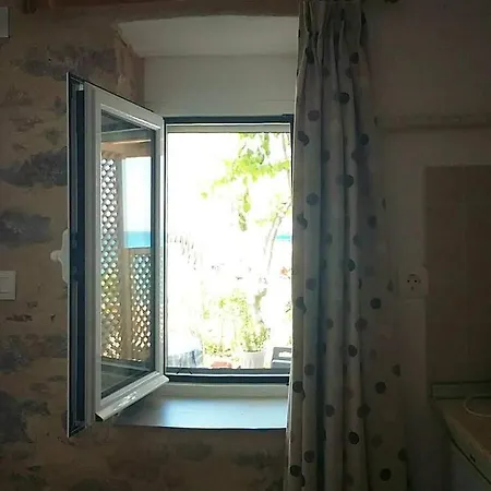 Spiros شقة Livadia (Tilos)