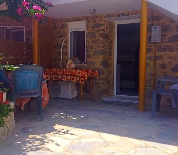 Spiros شقة Livadia (Tilos)