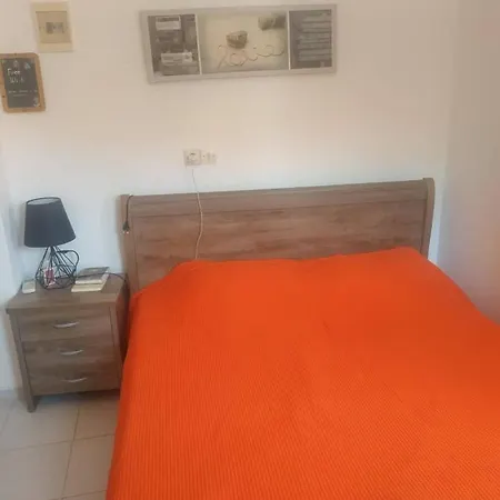 דירה Spiros Livadia (Tilos)