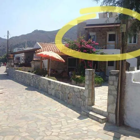 Spiros *