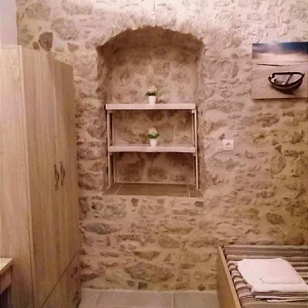 Apartment Spiros *